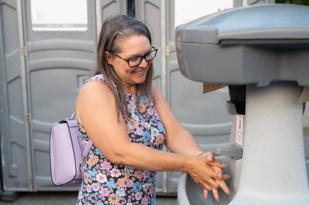 Best Best portable toilet rental  in Hobart, WI